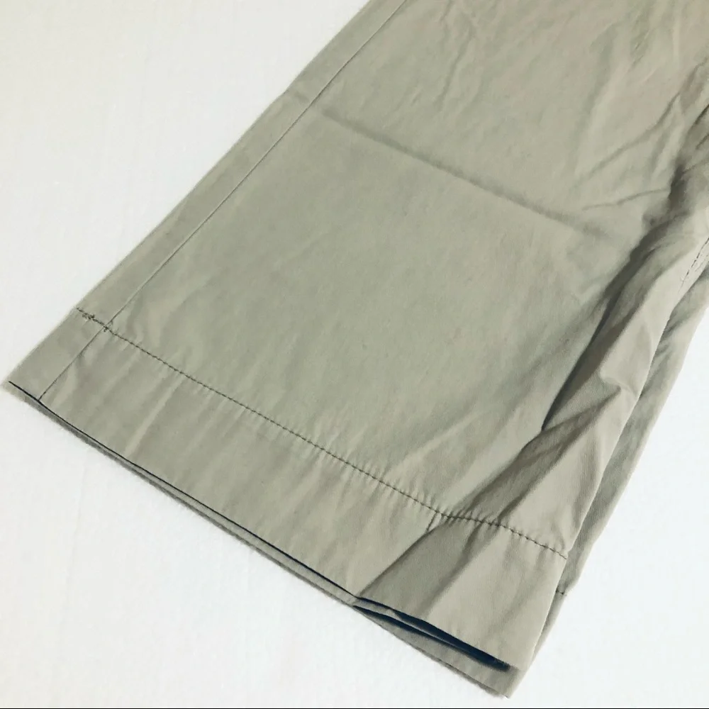 Gap Maternity Khaki Pants Rolls Up Convertible Capri Women’s Size 16 - Picture 3 of 10